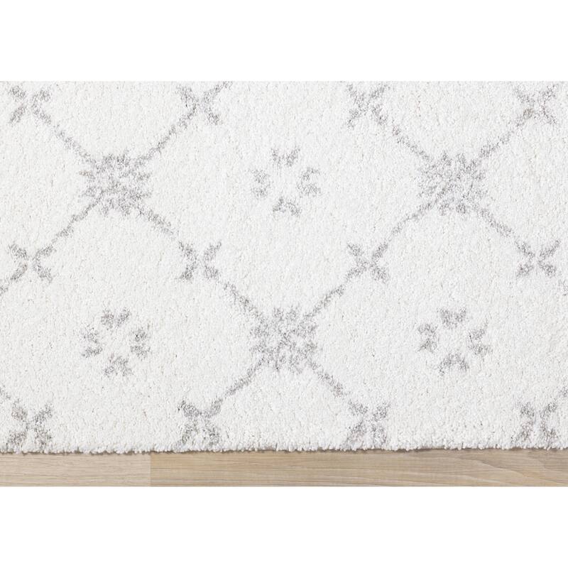 Soft Collection Cream Grey Snowflake Motif Area Rug Bed Bath